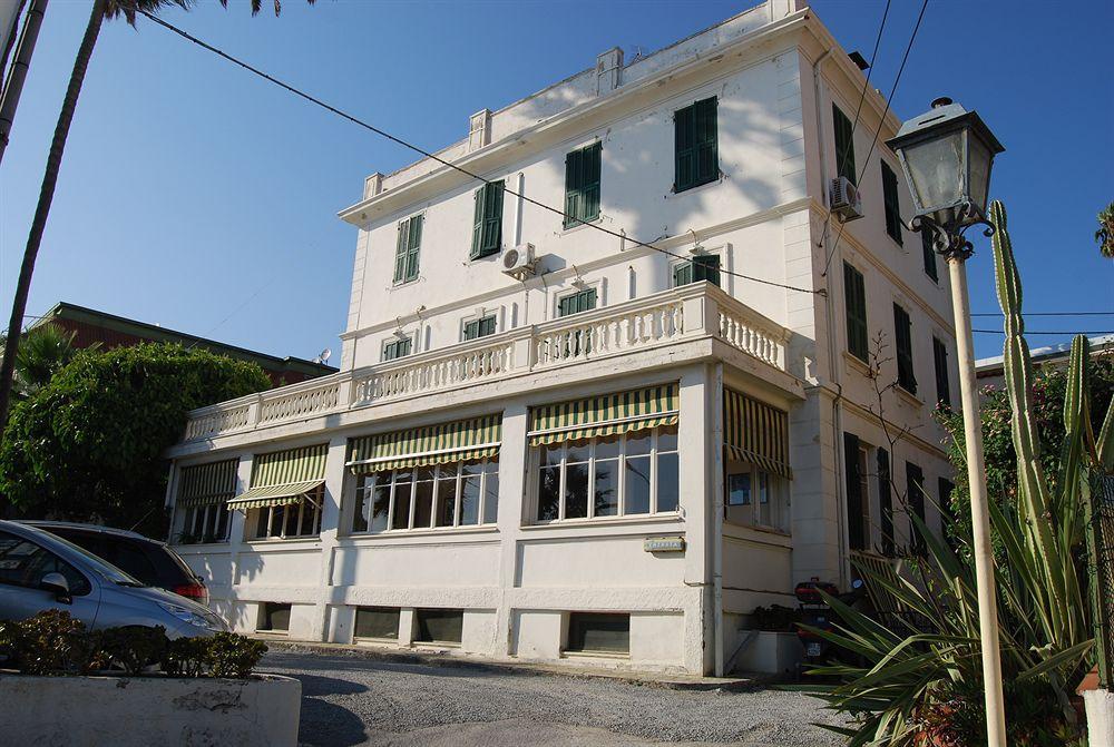 Hotel Villa La Brise Санремо Экстерьер фото