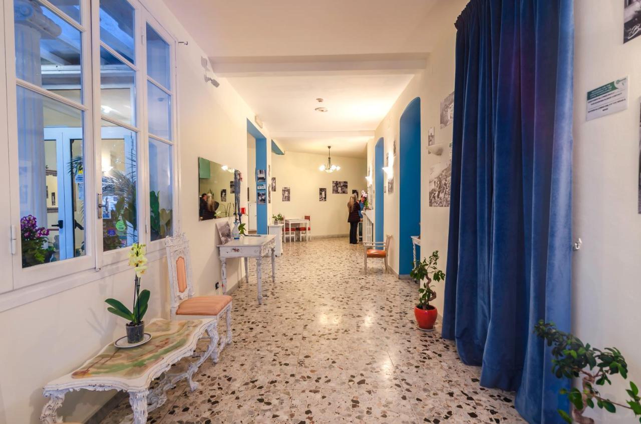 Hotel Villa La Brise Санремо Экстерьер фото